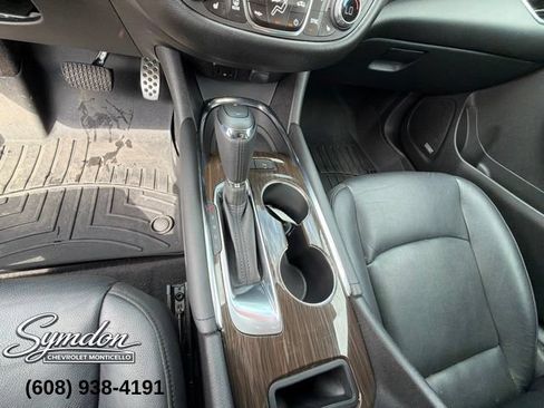 Used 2016 Chevrolet Malibu Premier w/ Driver Confidence Package FWD image 14