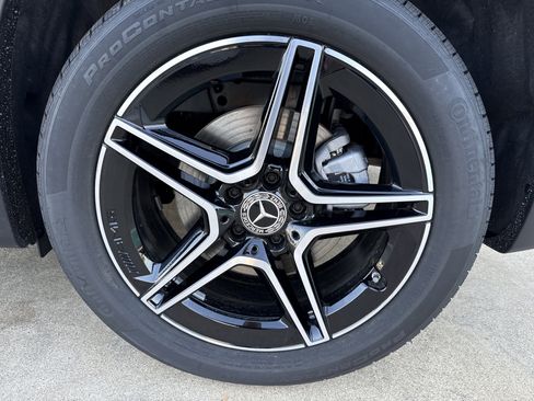 New 2026 Mercedes-Benz GLB 250 image 13