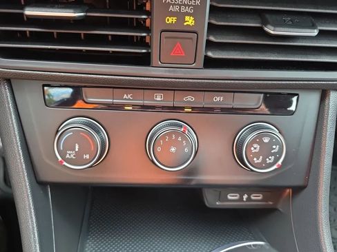 Used 2024 Volkswagen Jetta S FWD image 29
