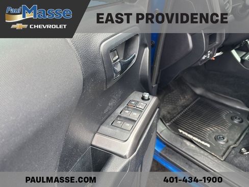 Used 2018 Toyota Tacoma TRD Off-Road image 8