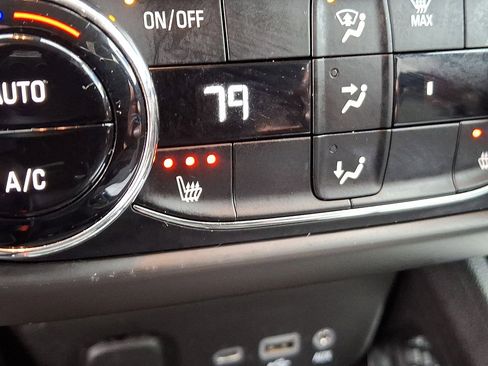 Certified 2021 Chevrolet TrailBlazer LT w/ Convenience Package image 19