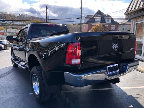 Used 2018 RAM 3500 Tradesman w/ Chrome Appearance Group image 3