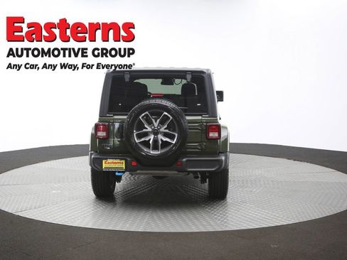 Used 2024 Jeep Wrangler Unlimited AWD/4WD image 37
