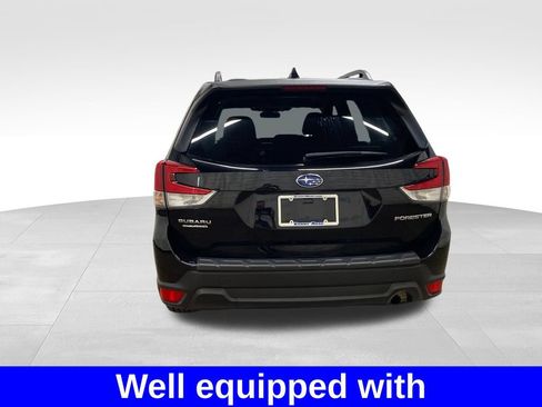 Certified 2022 Subaru Forester Premium AWD/4WD image 3