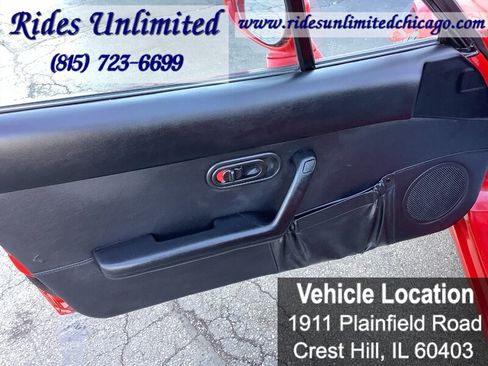 Used 1996 MAZDA MX-5 Miata RWD image 14