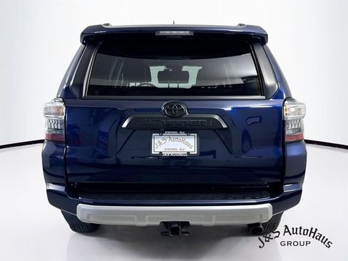 Used 2024 Toyota 4Runner TRD Off-Road Premium w/ Moonroof Package AWD/4WD image 6