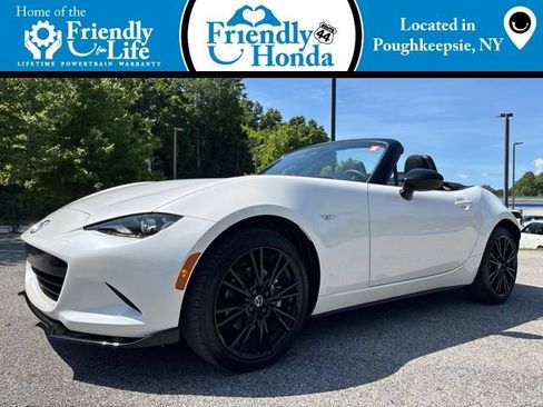 Used 2025 MAZDA MX-5 Miata Club RWD image 1