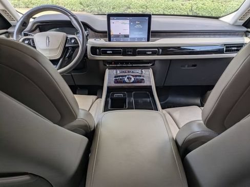 Used 2020 Lincoln Aviator Reserve w/ Equipment Group 202A AWD/4WD image 26