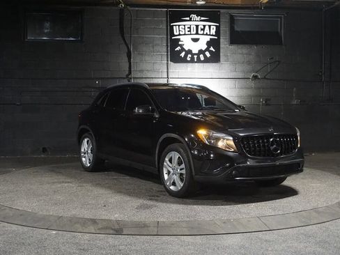 Used 2015 Mercedes-Benz GLA 250 4MATIC image 16