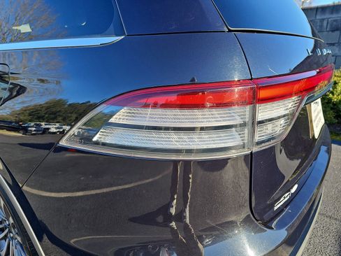 Used 2020 Lincoln Aviator Reserve w/ Equipment Group 201A image 35