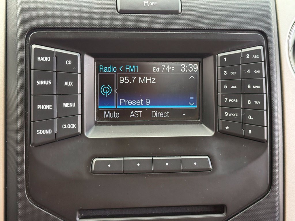 Used 2013 Ford F150 XLT w/ Mid Equipment Group RWD image 20