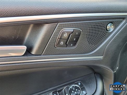 Used 2023 Ford Edge ST image 21