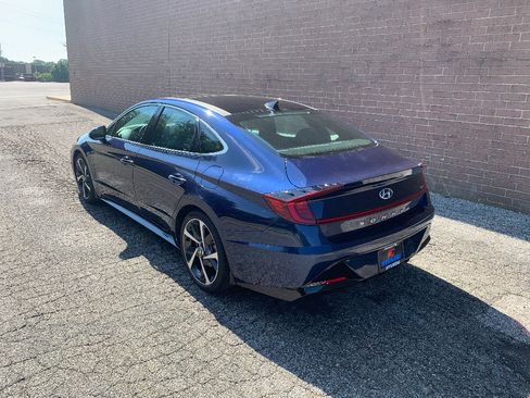 Used 2021 Hyundai Sonata SEL Plus w/ Tech Package FWD image 3