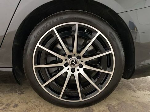 Used 2023 Mercedes-Benz EQS 580 4MATIC Sedan image 29