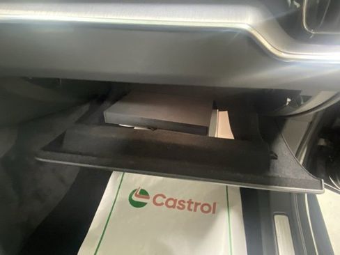 Certified 2025 Volvo S60 B5 Core image 28