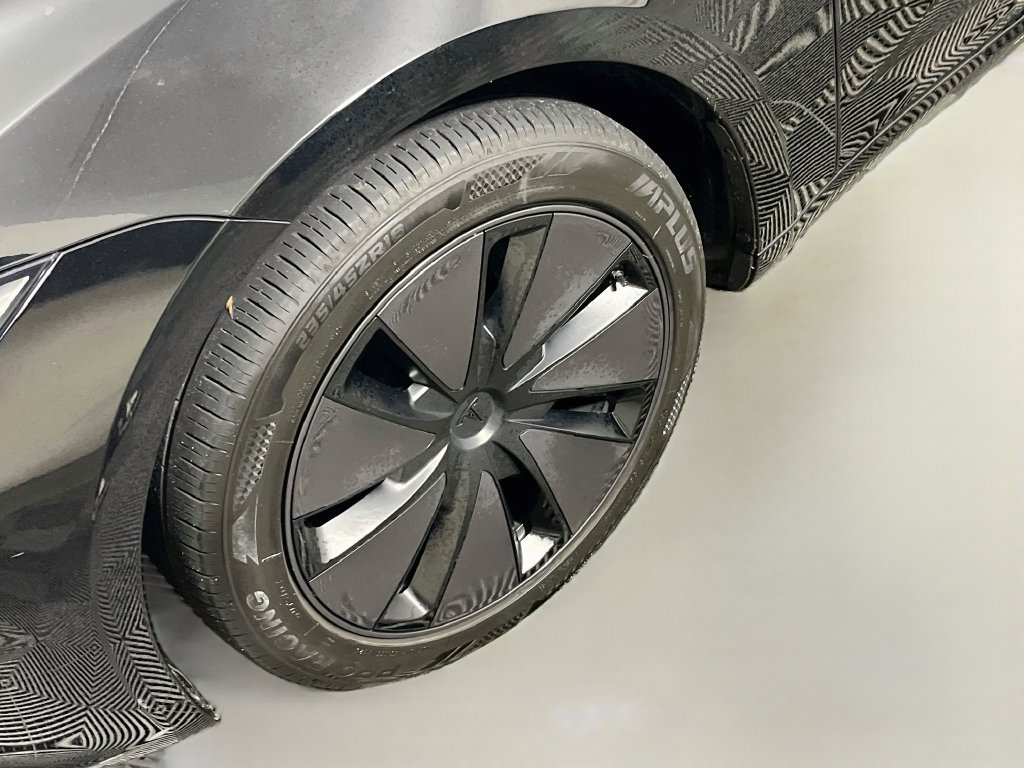Used 2024 Tesla Model 3 Standard Range RWD image 11