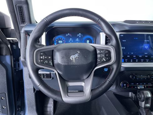 Used 2025 Ford Bronco Heritage Edition image 16