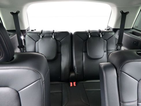 Used 2025 Lincoln Aviator 2WD w/ Jet Appearance Package image 23