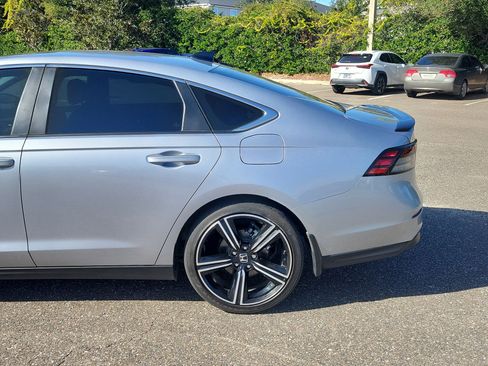 Used 2023 Honda Accord Sport image 4