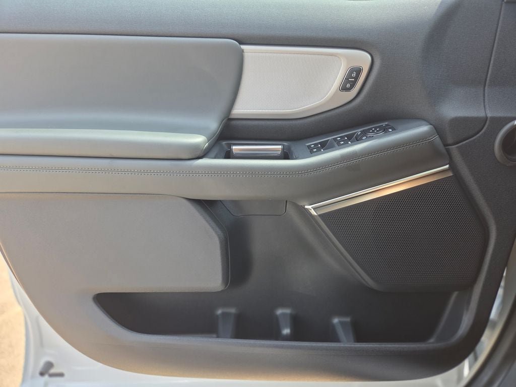 New 2026 Ford Expedition Active RWD image 31