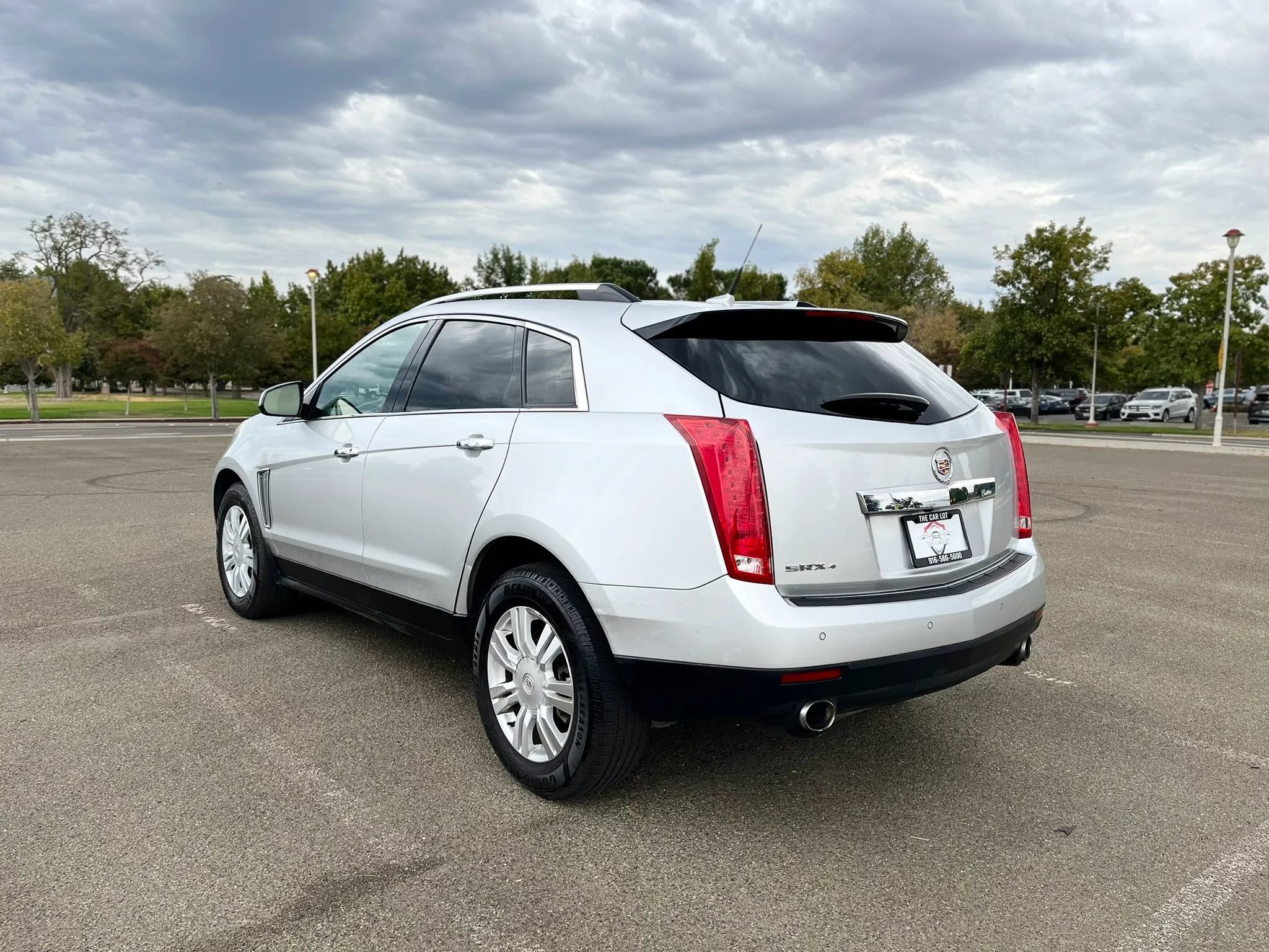 Used 2014 Cadillac SRX Luxury w/ Driver Awareness Package AWD/4WD image 7
