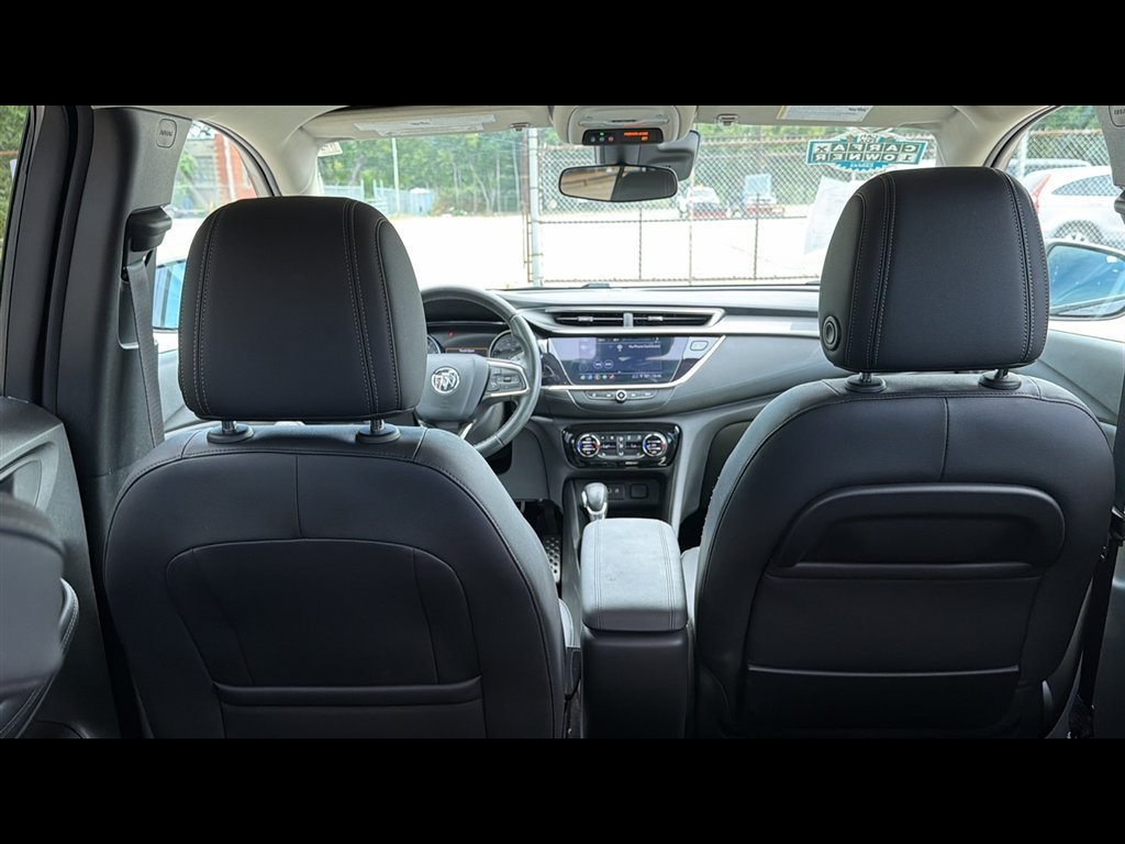 Used 2023 Buick Encore GX Select w/ Sport Touring Package FWD image 26