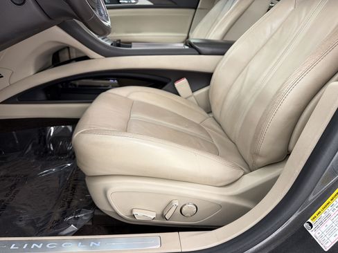 Used 2017 Lincoln MKZ Select w/ Technology Package FWD image 14