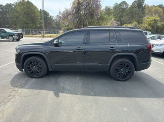 Used 2023 GMC Acadia SLT w/ Elevation Edition video 2