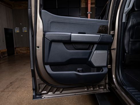 Used 2023 Ford F450 Lariat w/ Lariat Ultimate Package image 38