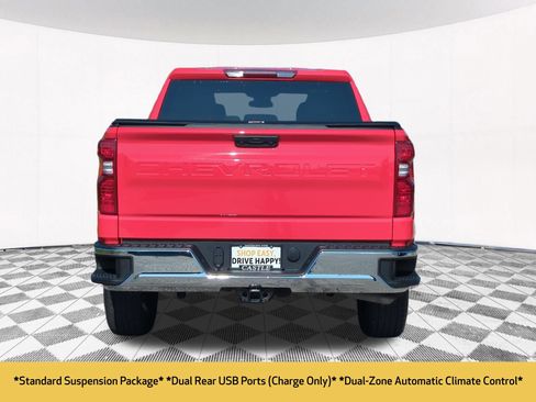 Used 2024 Chevrolet Silverado 1500 LT AWD/4WD image 5