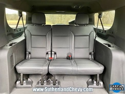 Used 2024 GMC Yukon XL Denali AWD/4WD image 46