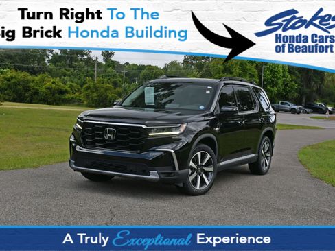 Used 2023 Honda Pilot Elite image 1