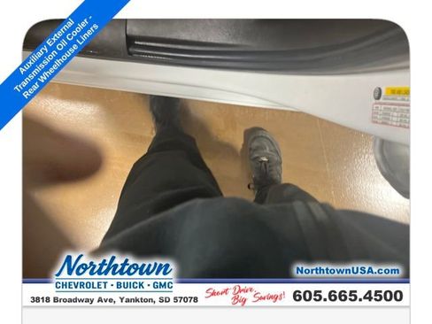 Used 2022 Chevrolet Silverado 1500 LTZ w/ LTZ Premium Package image 23