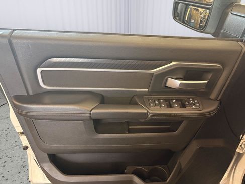 Used 2026 RAM 2500 Big Horn AWD/4WD image 22