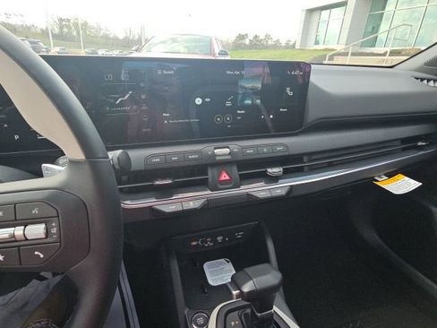 New 2026 Kia K4 GT-Line image 12