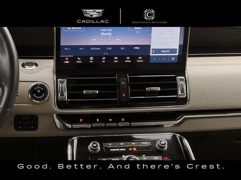 Used 2022 Lincoln Navigator Reserve AWD/4WD image 16