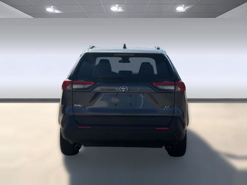 Used 2025 Toyota RAV4 LE AWD/4WD image 10