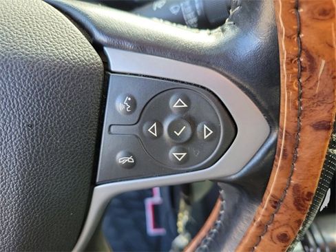 Used 2017 Chevrolet Colorado LT w/ Safety Package image 23