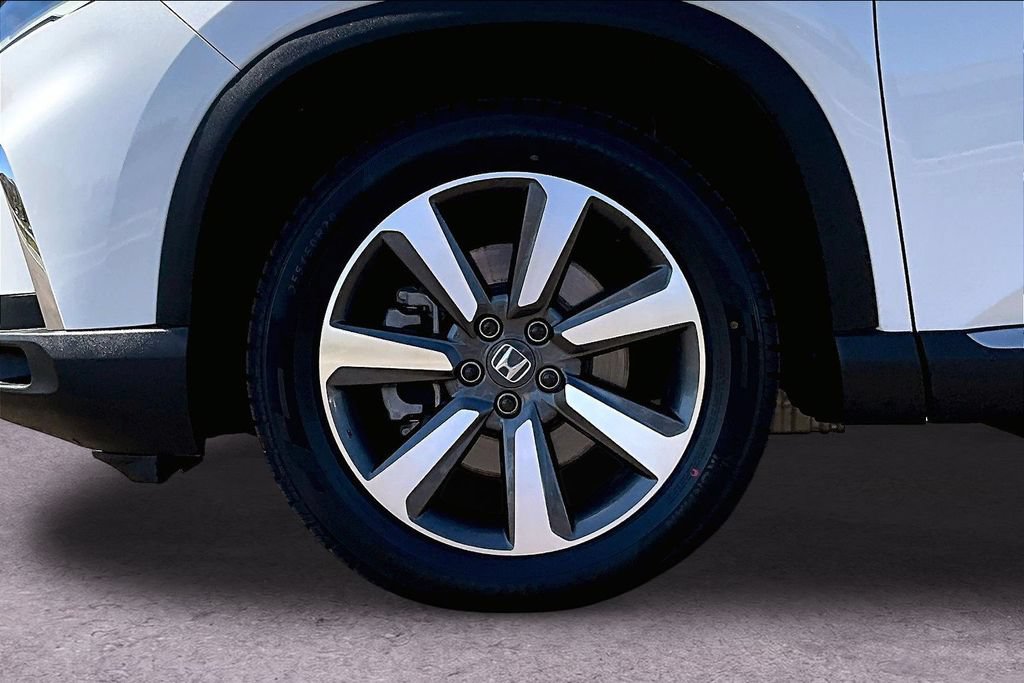 Used 2024 Honda Pilot Elite image 31