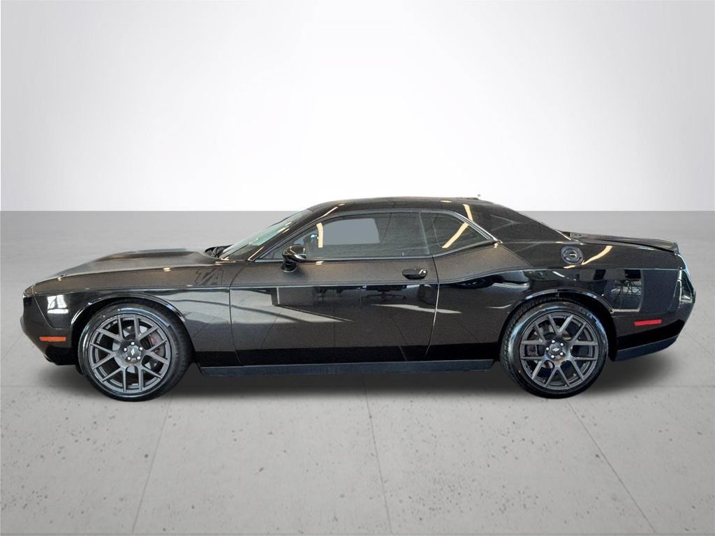 Used 2017 Dodge Challenger R/T w/ Quick Order Package 28P T/A RWD image 11