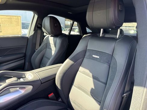 New 2026 Mercedes-Benz GLE 53 AMG 4MATIC Coupe image 9