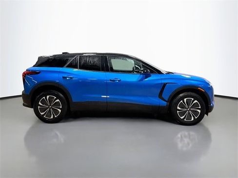 New 2026 Chevrolet Blazer EV LT image 6