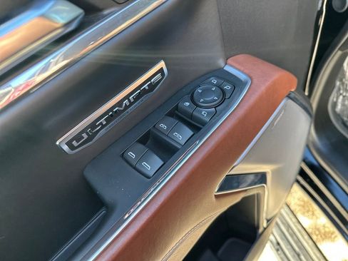 Used 2024 GMC Sierra 1500 Denali Ultimate image 12