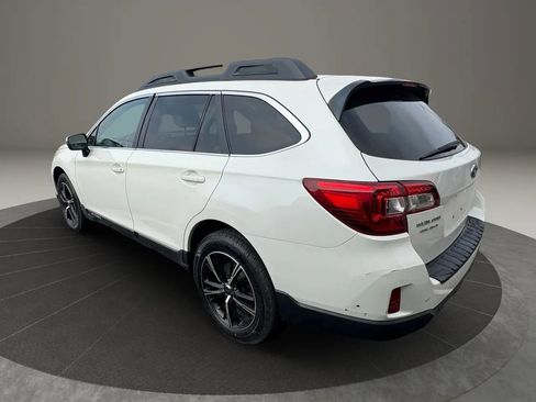 Used 2015 Subaru Outback 3.6R Limited AWD/4WD image 8