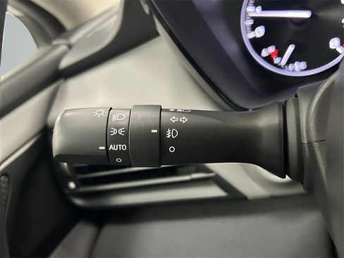 Used 2024 Subaru Outback Premium image 12