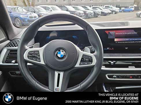 Used 2023 BMW X7 M60i w/ Climate Comfort Package AWD/4WD image 44