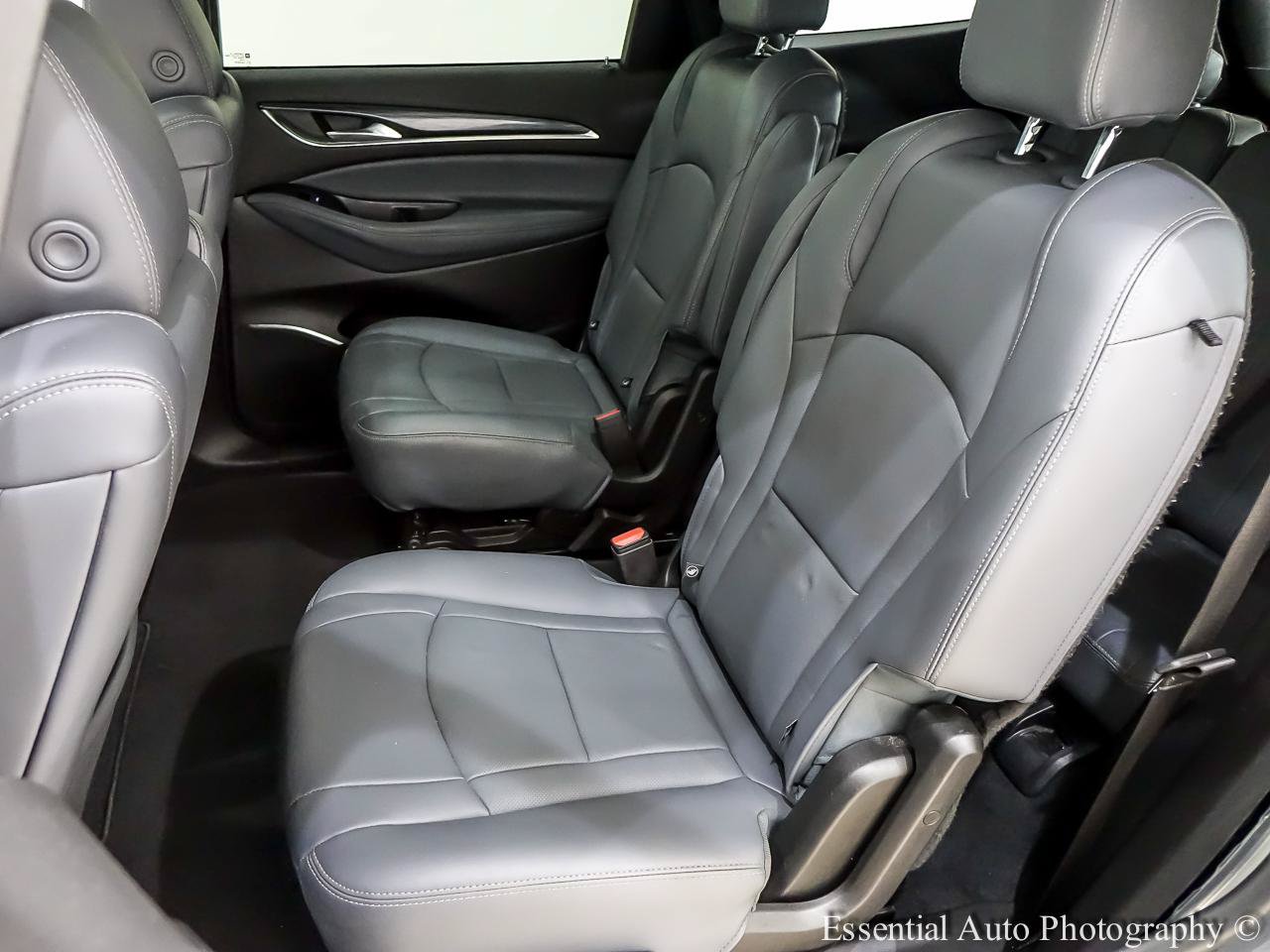 Used 2023 Buick Enclave Essence w/ Experience Buick Package AWD/4WD image 16