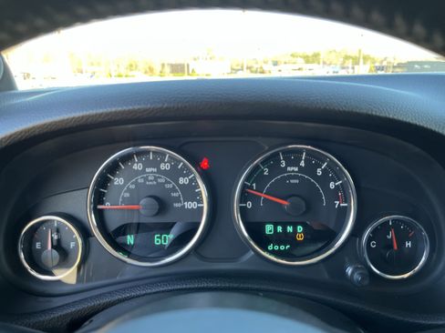 Used 2012 Jeep Wrangler Sport image 19