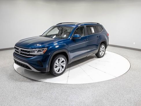Used 2023 Volkswagen Atlas SE w/ Panoramic Sunroof Package FWD image 26
