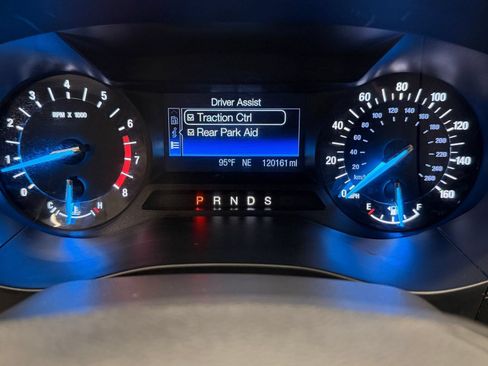 Used 2014 Ford Fusion SE FWD image 17